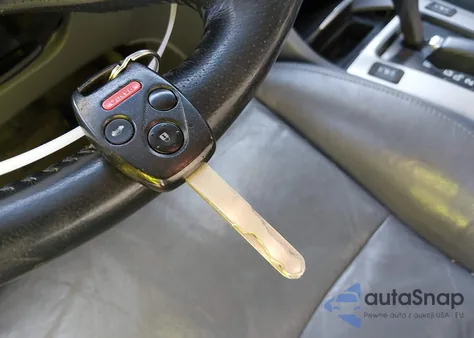 2006 Honda Accord 2.4 Ex из США, поврежденный, VIN 1HGCM56766A102393